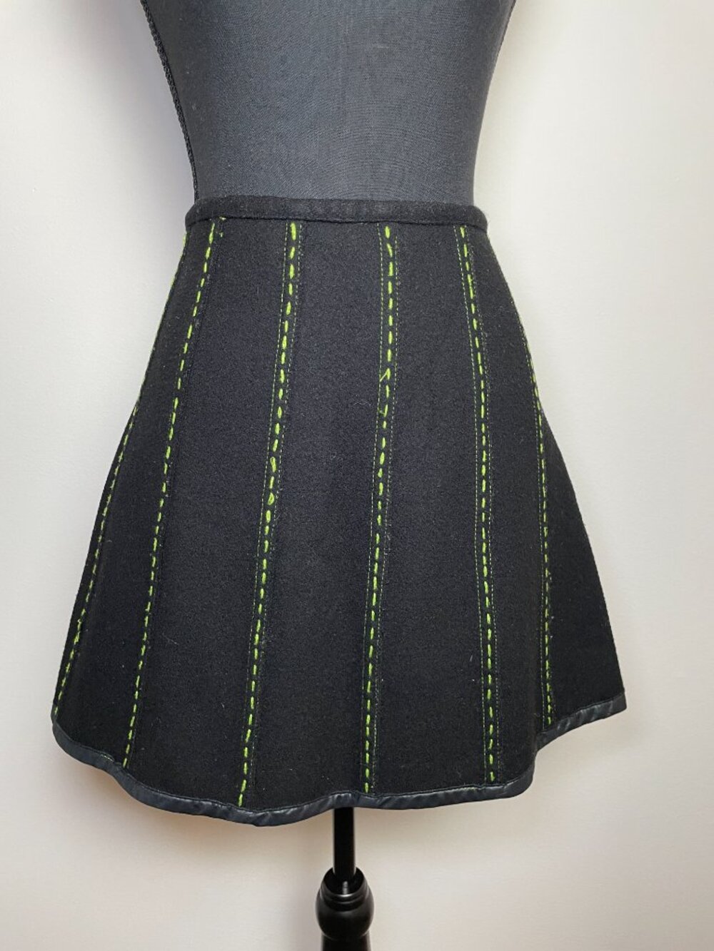 MAX MARA Weekend black wool-blend paneled A-line skirt
